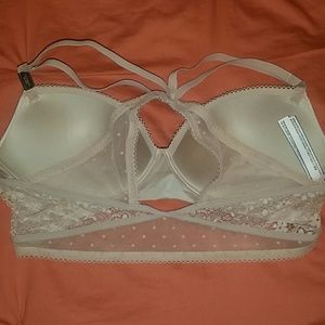 🎉SALE!🎉 BRAND NEW! Victoria's Secret Padded Demi